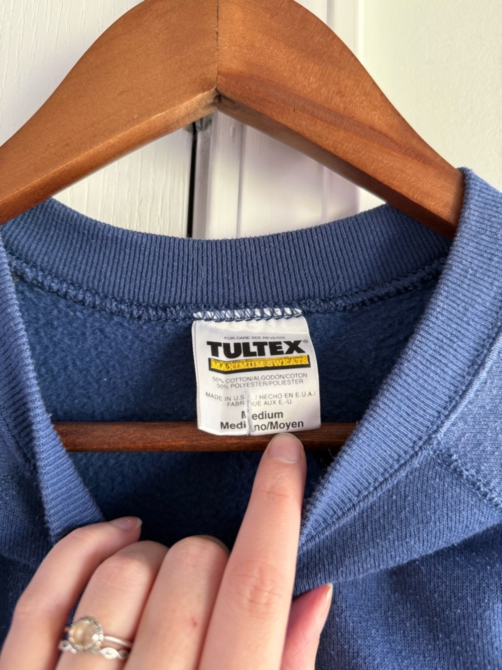 Tultex vintage Navy Crewneck Sweatshirt with Light Blue Maine Graphic - Picture 2 of 9